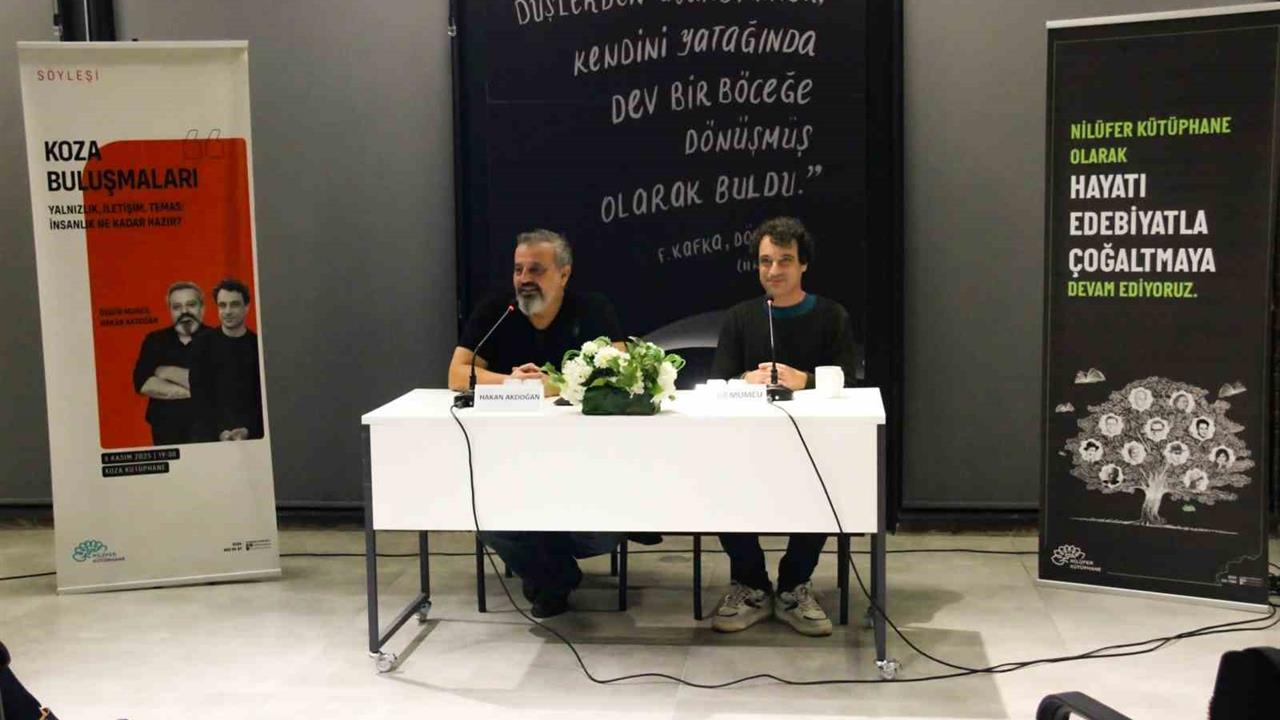 Nilüfer'de Özgür Mumcu, Okurlarıyla "Dünyalılar" Üzerine Konuştu