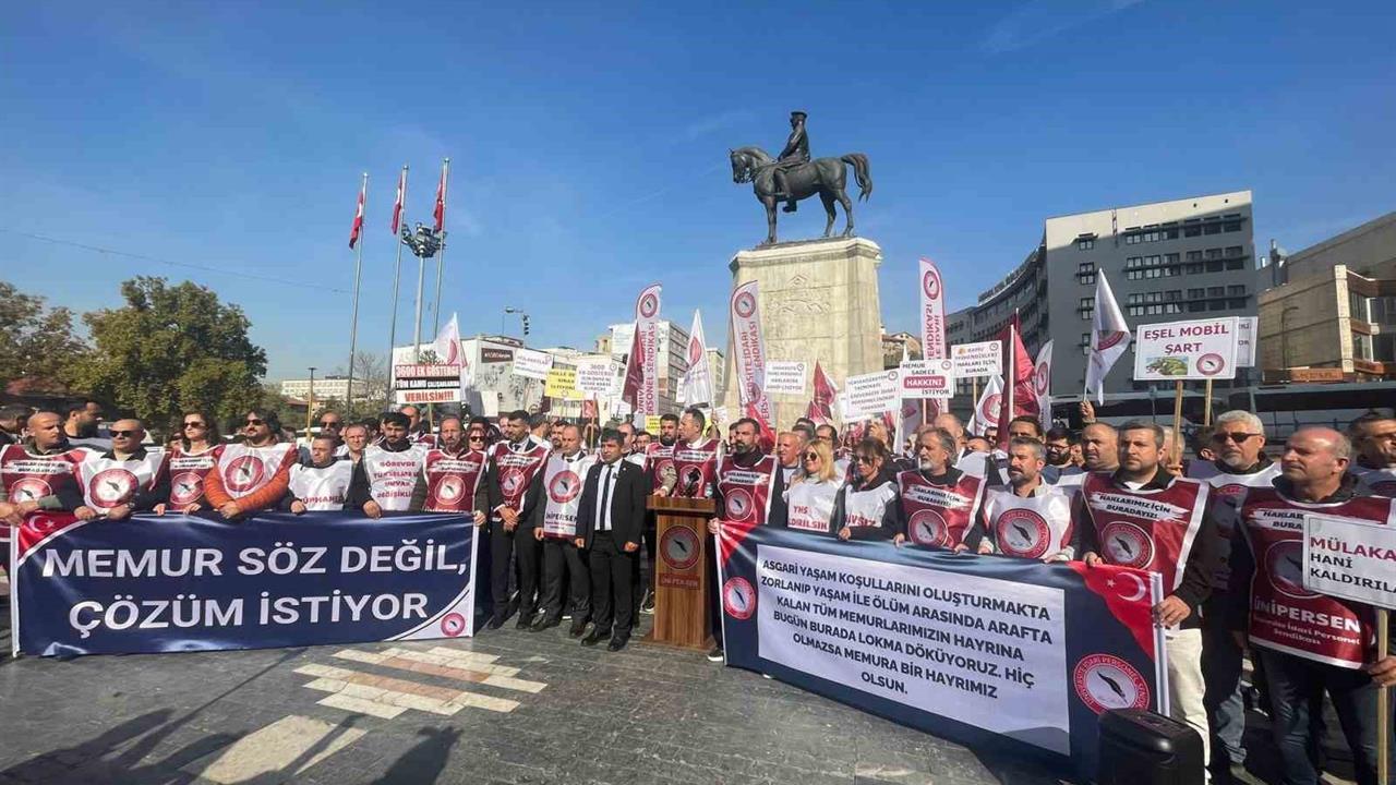 Ankara'da ÜNİPERSEN Genel Başkanı İbrahim Güzel, Memurların Hakları İçin Mücadele Ediyoruz Dedi