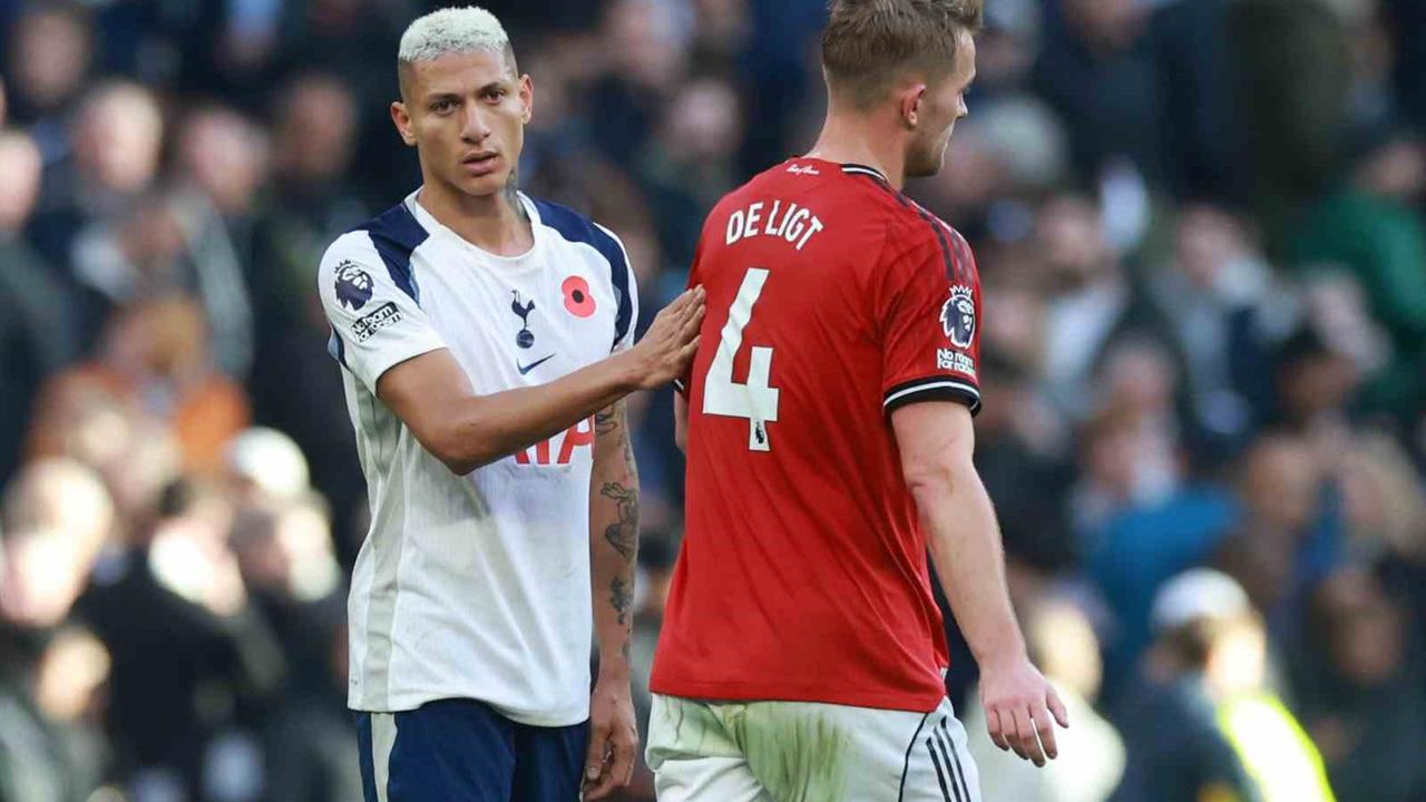 İstanbul'da Tottenham ile Manchester United 2-2 Beraberlik Elde Etti