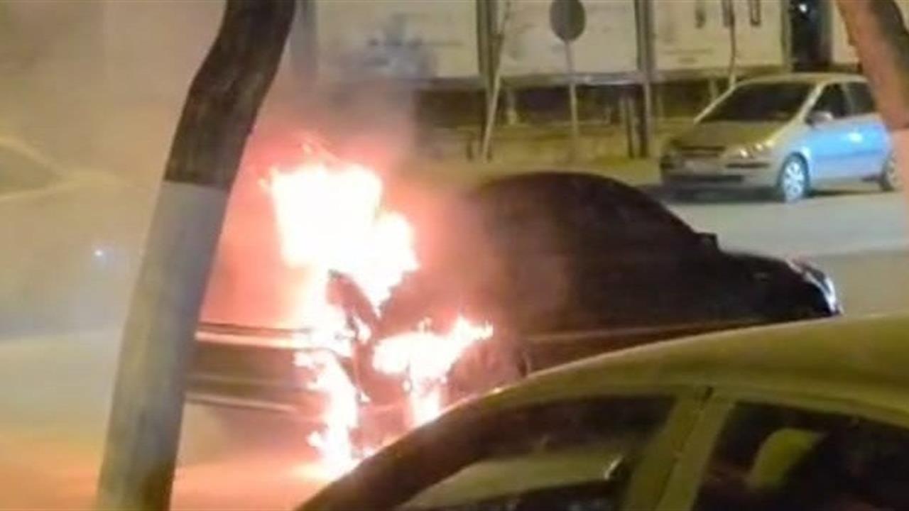 Malatya İnönü Caddesi'nde Seyir Halindeki Otomobilde Yangın Çıktı