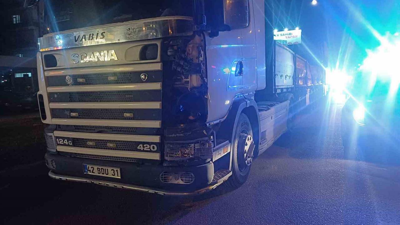 Çorum Merkez'de Tırın Çarptığı Kadın Ağır Yaralandı