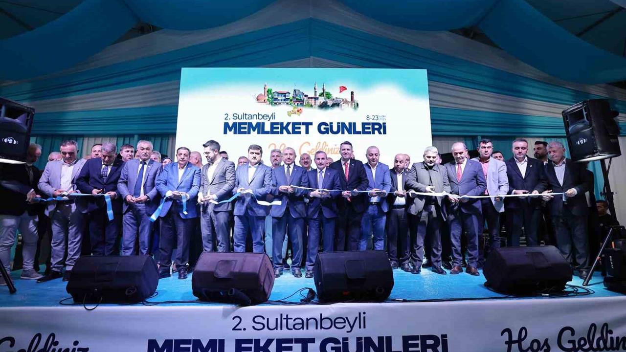 Sultanbeyli'de 16 Gün Sürecek Kültürel Etkinlikler Başladı