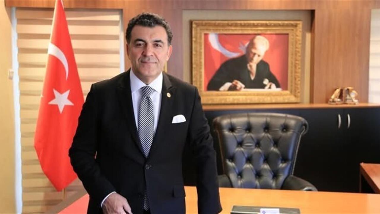 Ardahan Belediye Başkanı Faruk Demir, 10 Kasım mesajında Atatürk’ü andı.