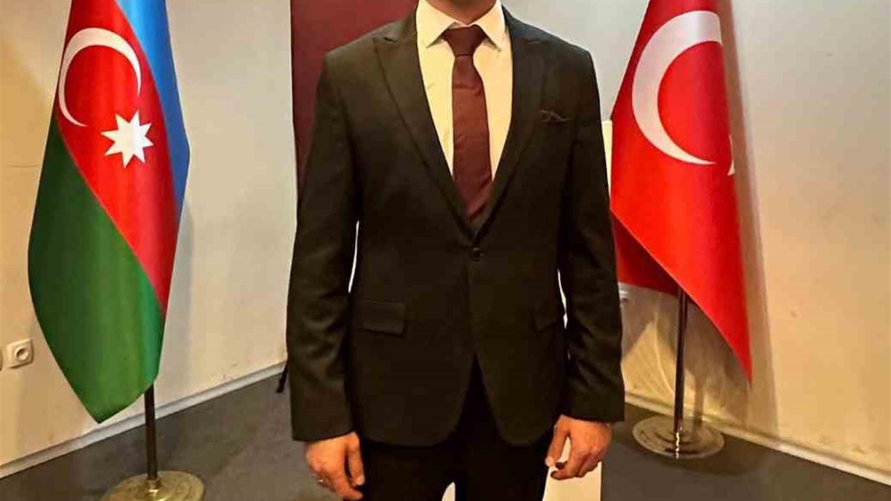 Kütahya'da Azerbaycanlılar Derneği Başkanı İdrisov, Karabağ Zaferi Günü'nü kutlayarak Türk dünyasının kardeşliğine vurgu yaptı.