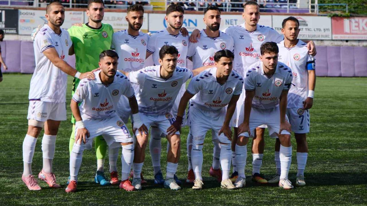 Karadeniz Ereğli'de 3. Lig Maçında Belediyespor Zonguldakspor'u Yendi
