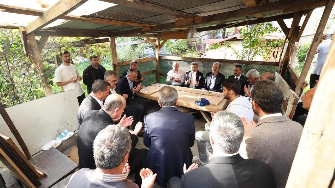 Kocaeli Dilovası'nda Yangında Hayatını Kaybedenlerin Ailelerine Taziye Ziyareti Gerçekleştirildi