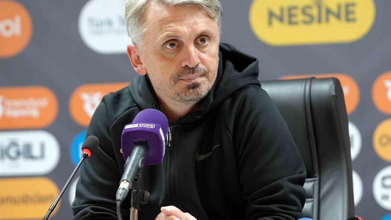 Samsunspor Maçında Eyüpspor Teknik Direktörü Orhan Ak, 1 puanın kendileri için faydalı olabileceğini belirtti.