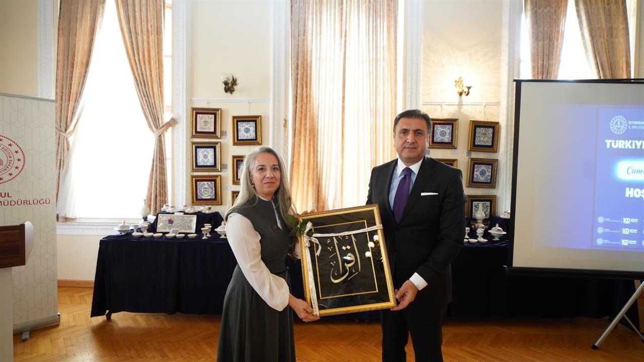 İstanbul'da Türkiye Yüzyılı Eğitim Modeli ile Öğretmenlere Yönelik Yenilikçi Atölyeler Düzenleniyor