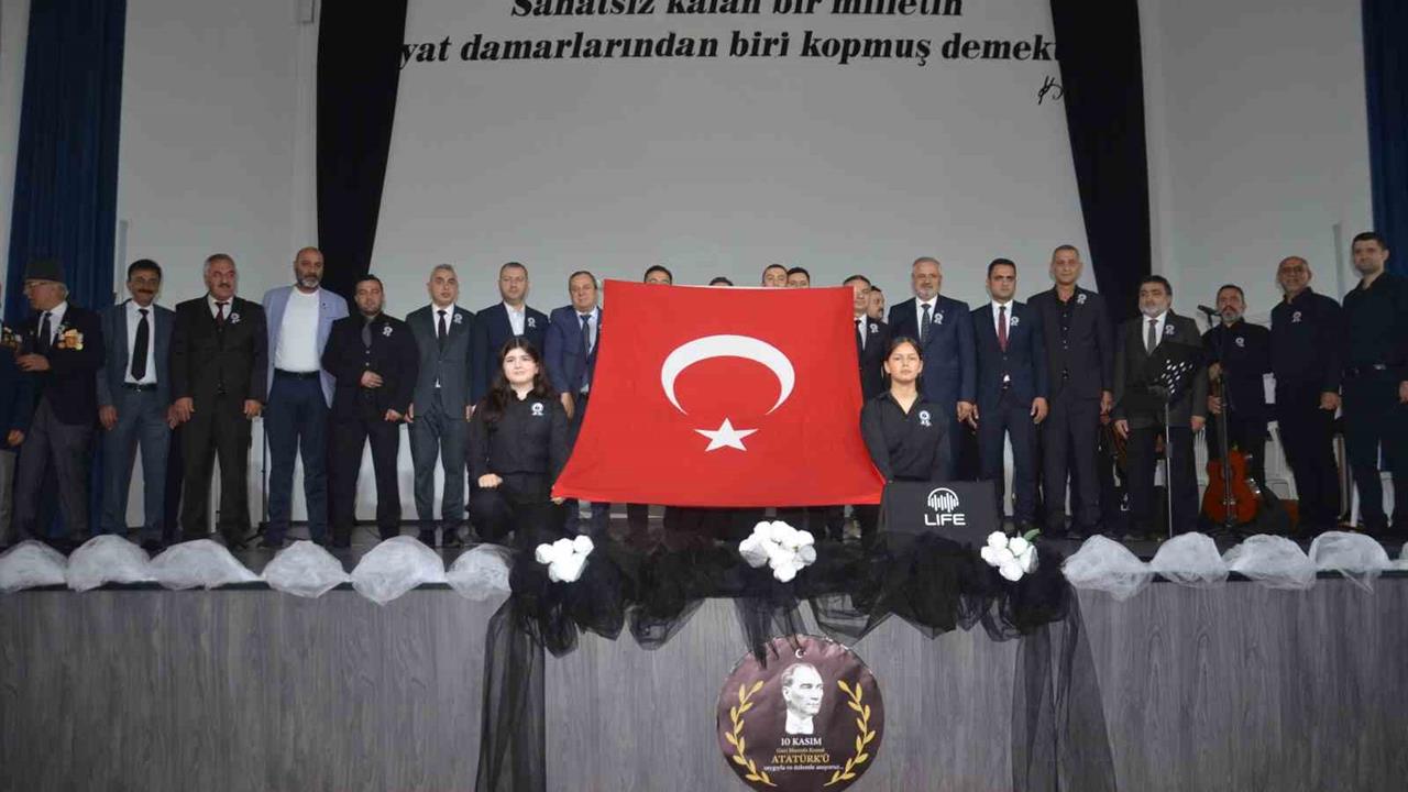Bafra'da 10 Kasım Atatürk'ü Anma Töreni Gerçekleştirildi