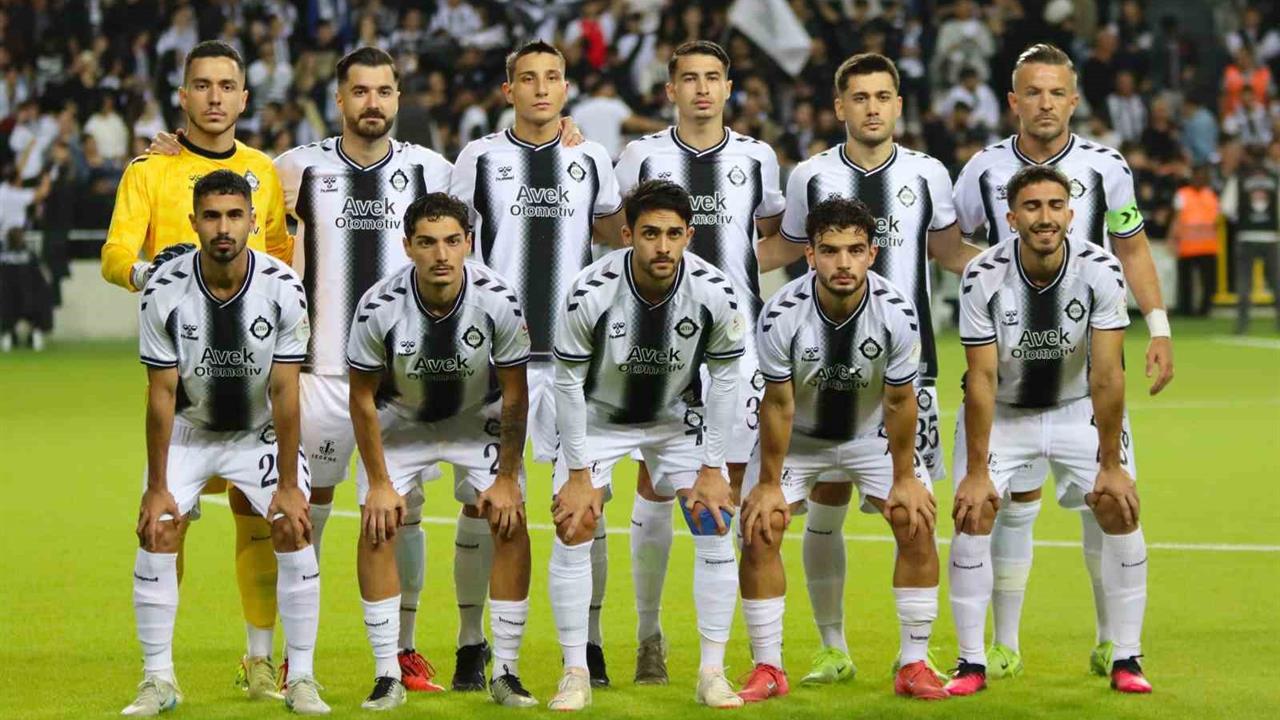 İzmir Altay, Düşme Hattında Kalarak Kötü Gidişatını Sürdürüyor