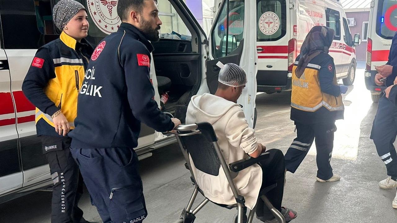 Adıyaman Merkez Sümerevler Mahallesi'nde Fenerbahçe Forması Giyen Abdulkadir K. Taşlı Saldırıya Uğradı