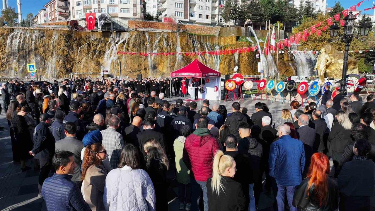 Ankara Keçiören'de Atatürk'ü Vefatının 87. Yılında Andı