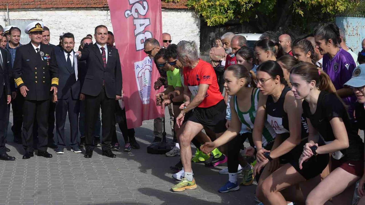 Muğla'da Gerçekleşen 'Atatürk’e Saygı Gençlik Koşusu'nda Dereceye Girenler Açıklandı