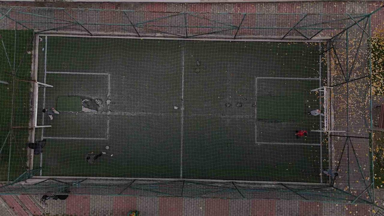 Bolu Borazanlar Mahallesi'nde Halı Saha Kullanılamaz Hale Geldi