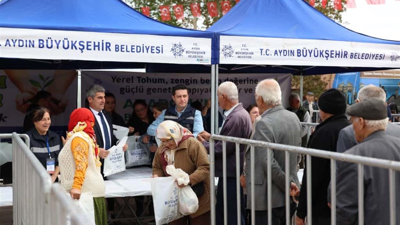 Karacasu'da Ata Tohumları Vatandaşlarla Buluştu