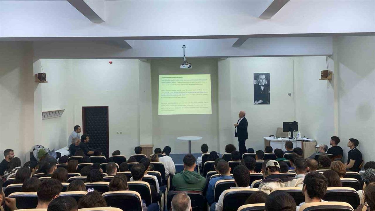 Aydın'da "Çevre Kirliliği ve İklim Değişikliği" Semineri Düzenlendi