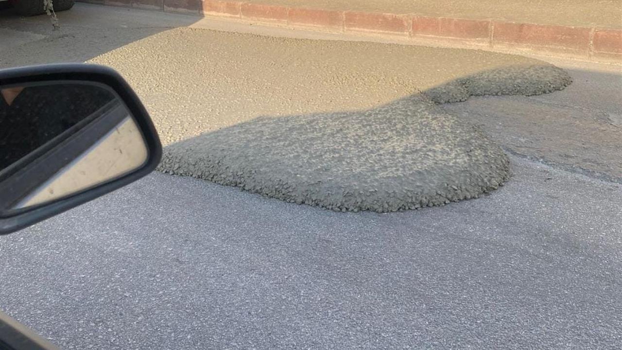 Elazığ Aksaray Mahallesi'nde Betondan Asfalt Yola Döküldü