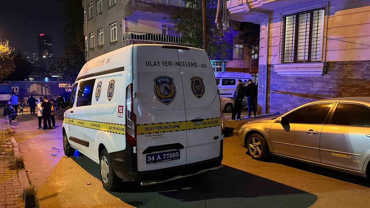 Küçükçekmece'de İş Yerinde Bulunan Ceset Üzerine Soruşturma Başlatıldı