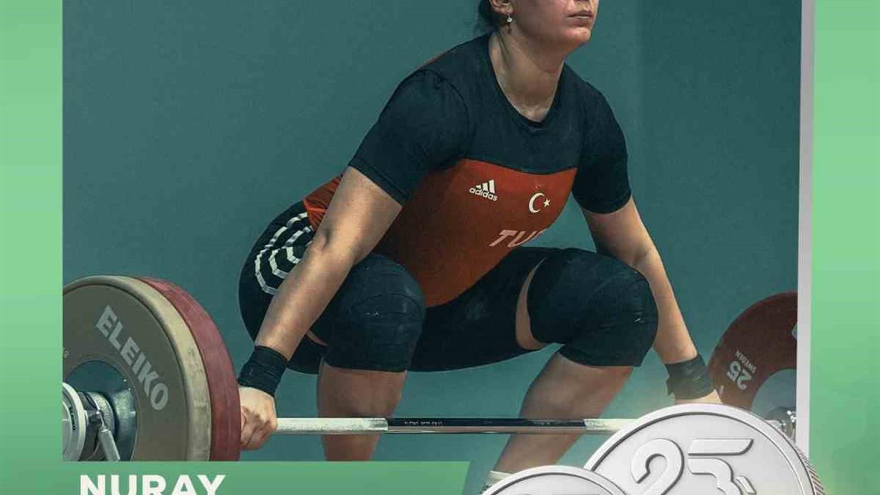 İstanbul'dan Milli Halterci Nuray Güngör, 6. İslami Dayanışma Oyunları'nda 2 Gümüş, 1 Bronz Madalya Kazandı