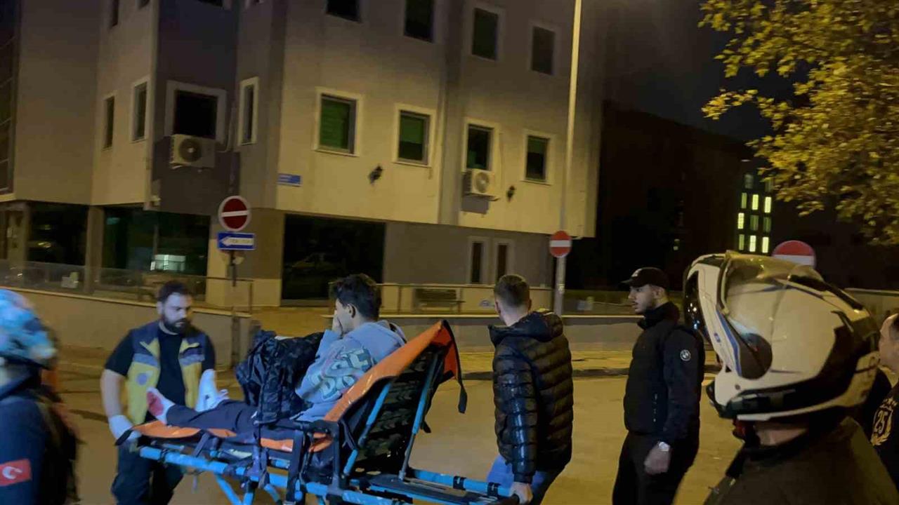 Tekirdağ Çorlu'da Otomobil ve Motosikletin Çarpışması Sonucu 1 Yaralı