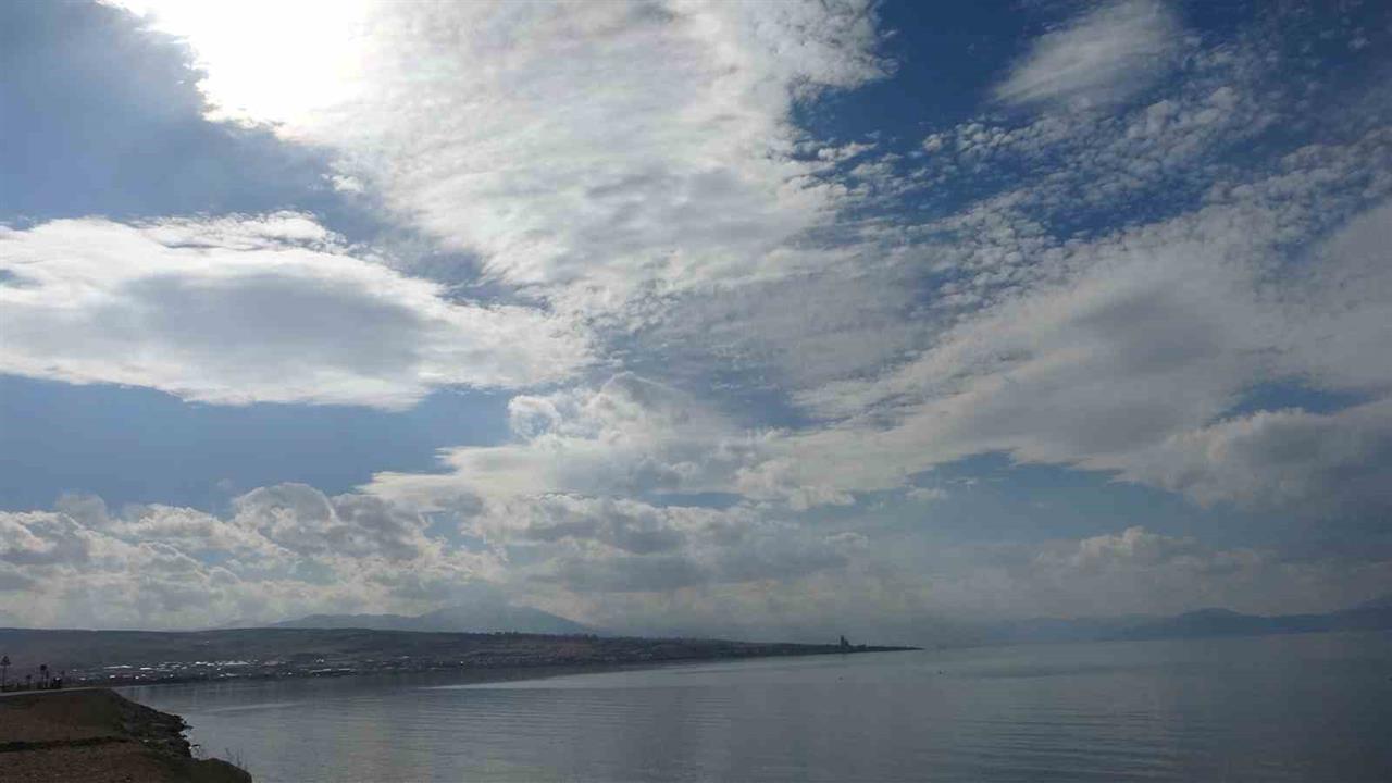 Van'da Gündüz Bulutların Dansı, Akşam Işıklarla Büyüleyici Manzara