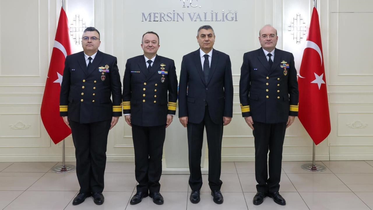 Vali Toros, Tuğamiral Eser İle Tuğamiral Öznel İle Görüştü