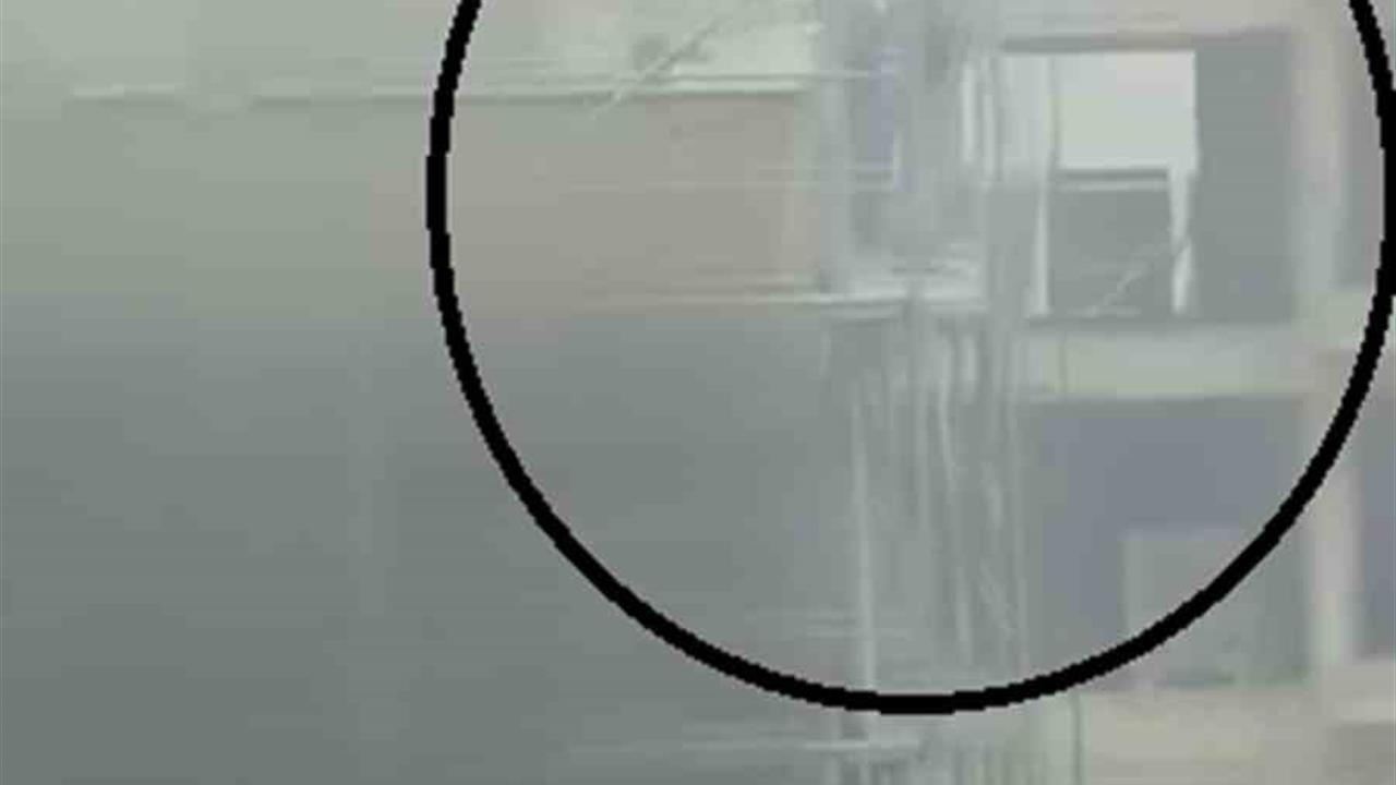 Hatay Antakya'da İnşaat Alanında Yangın Sırasında İşçilerin Korkulu Anları Kameraya Yansıdı