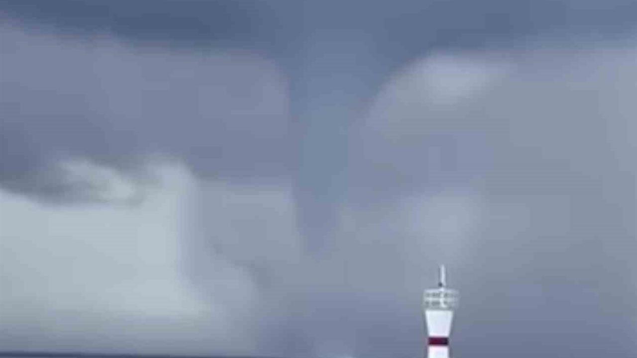 Çanakkale Bozcaada Açıklarında Hortum Oluştu, Vatandaşlar Endişelendi