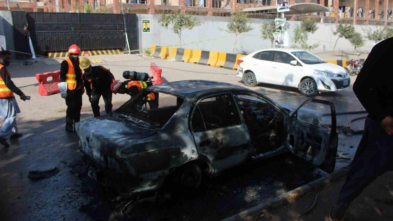 İslamabad'da Mahkeme Binasında Gerçekleşen İntihar Saldırısında 12 Kişi Hayatını Kaybetti