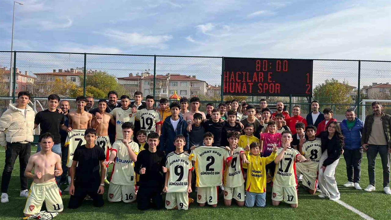 Kayseri'de Hunatspor, U16 Play-Off'larına Katıldı