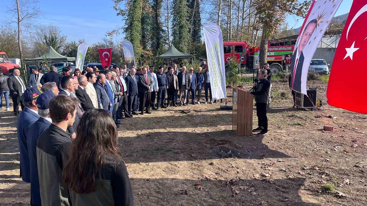 Zonguldak Devrek'te 11 Kasım Milli Ağaçlandırma Günü Kapsamında Fidan Dikimi Yapıldı