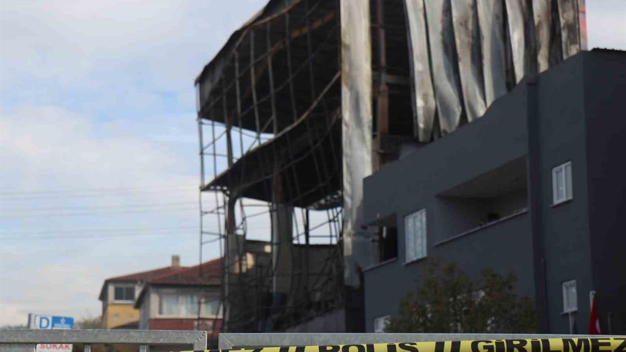 Kocaeli Dilovası'nda Yangına İlişkin 5 Kişi Açığa Alındı