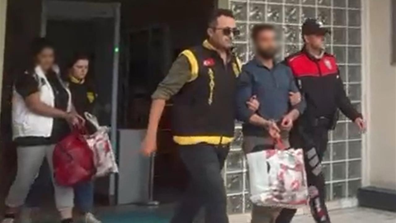 Aydın Efeler'de 48 Yıl Hapis Cezası Olan İki Firari Yakalandı