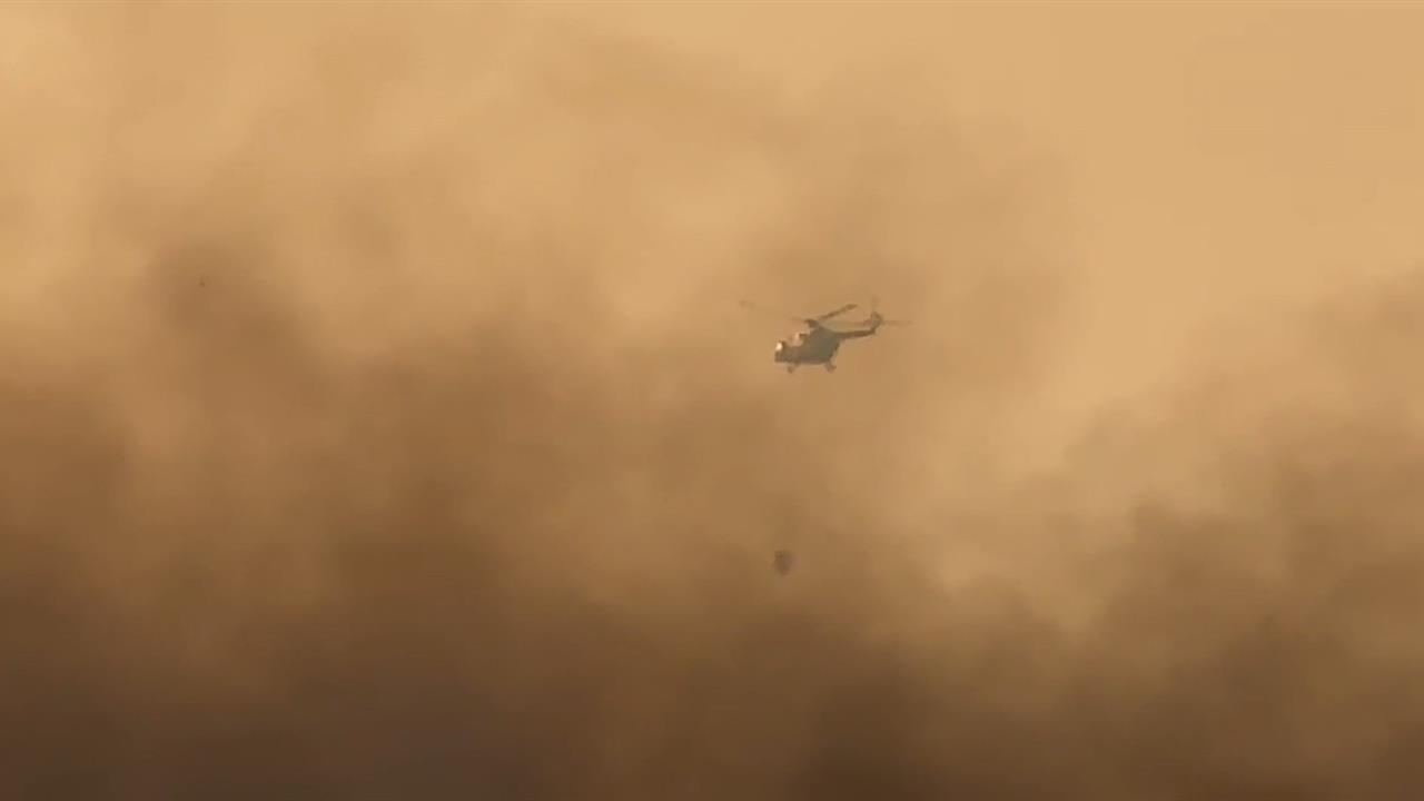 Hakkari Yüksekova'da Nehil Sazlığı'nda Çıkan Yangına 2 Helikopterle Müdahale Ediliyor