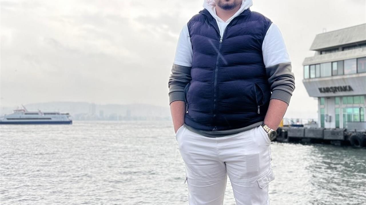 İzmir Urla'da 22 Yaşındaki Genç Elektrikçi Çalışırken Düşerek Hayatını Kaybetti