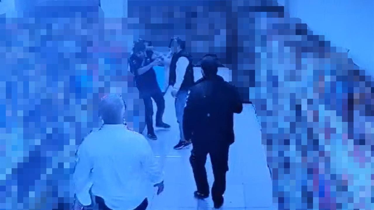 Kocaeli'nde Bir Market Çalışanı, Şeker Dökme Uyarısı Sonrası Darbedildi