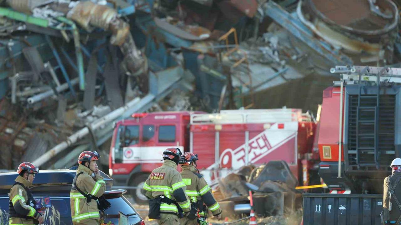 Güney Kore Ulsan'da Termik Santral Çökmesi Sonucu 5 Kişi Hayatını Kaybetti