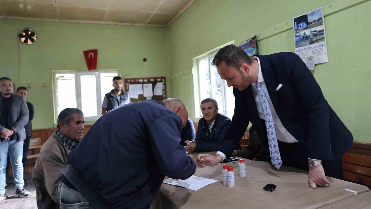 Denizli Çivril'de Şap Hastalığına Karşı Dezenfektan Dağıtımı Başlatıldı