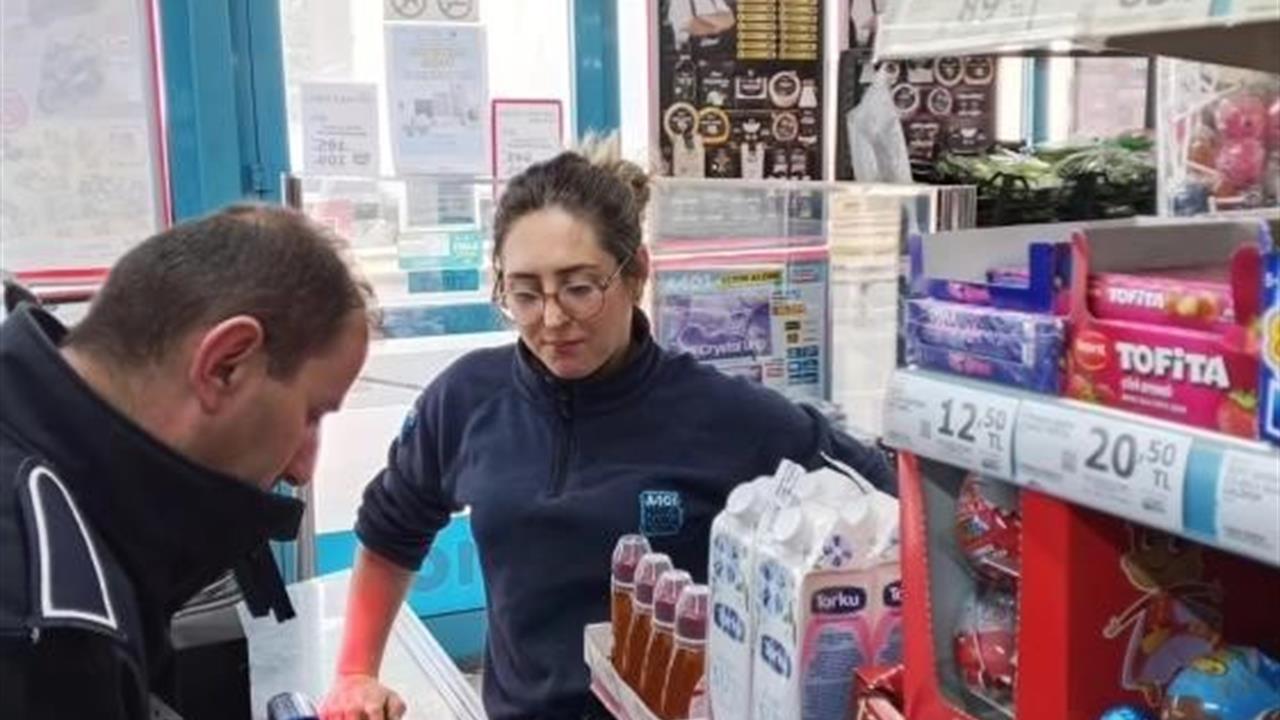 Bilecik Bayırköy'de Zabıta Ekipleri Gıda Kontrolleri Yapıyor