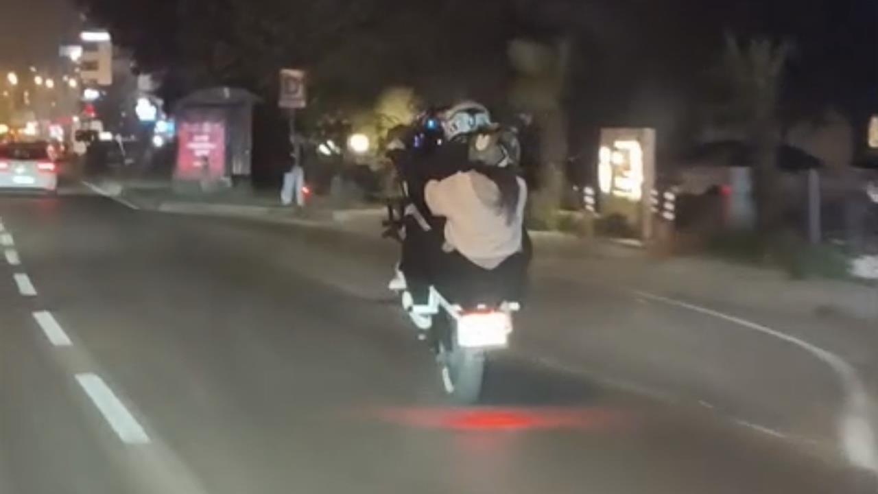 Samsun'da Sosyal Medyada Paylaşılan Trafik İhlali Nedeniyle 4 Bin 143 TL Ceza Uygulandı