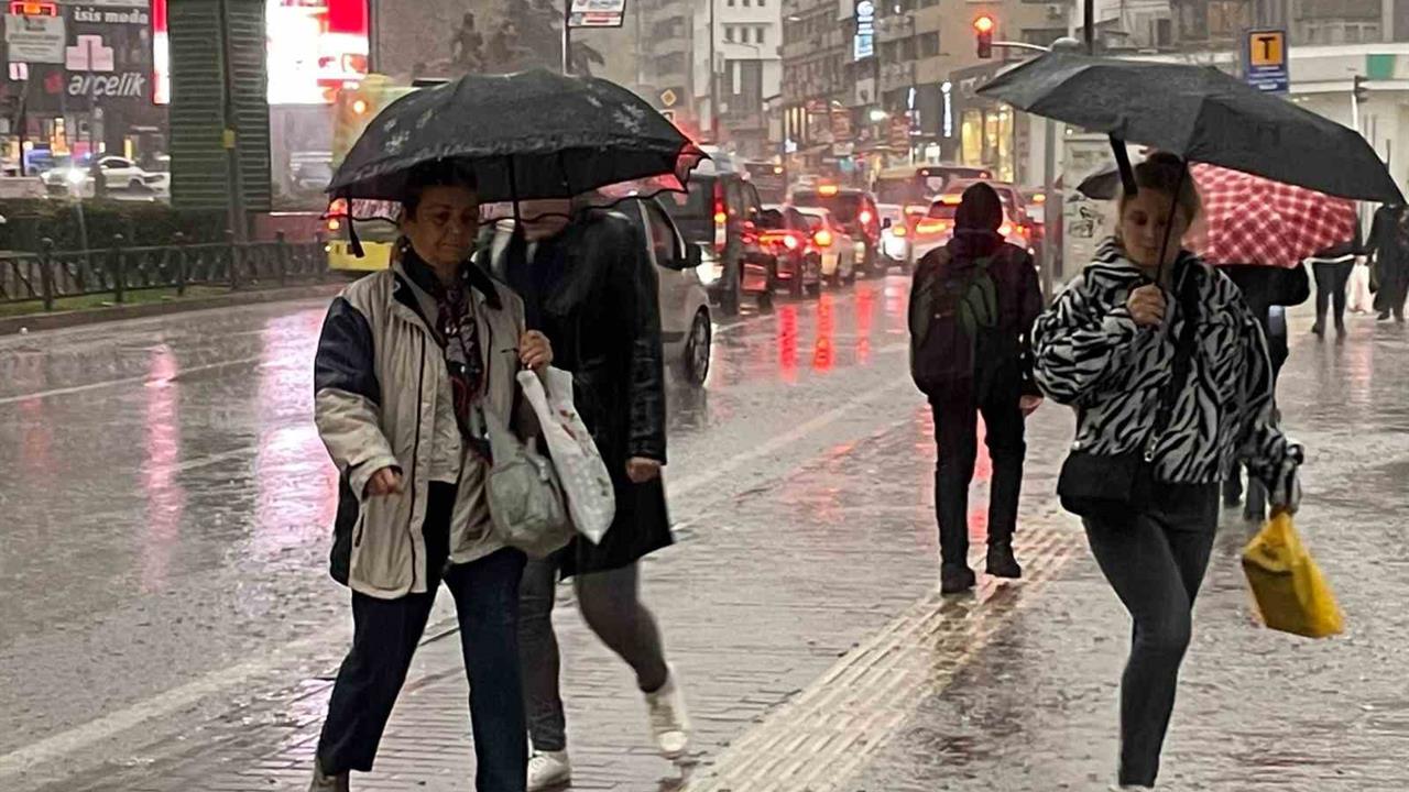 Balıkesir'de Ekim Ayında Yağış Miktarı 100 Kat Arttı