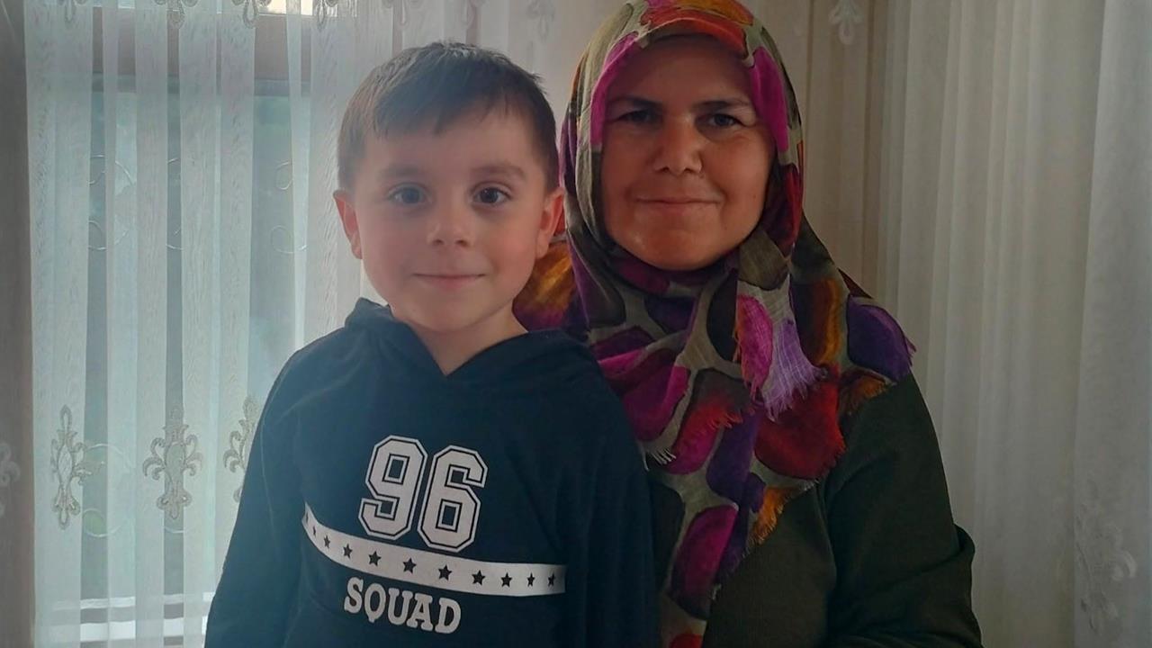 Kastamonu Bozkurt'ta Kaybolan Anne ve Oğlunun Cenazeleri Otopsi İçin Gönderildi