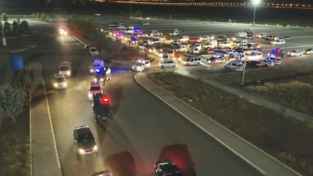 Diyarbakır'da Yasa Dışı Bahis Operasyonunda 25 Kişi Tutuklandı