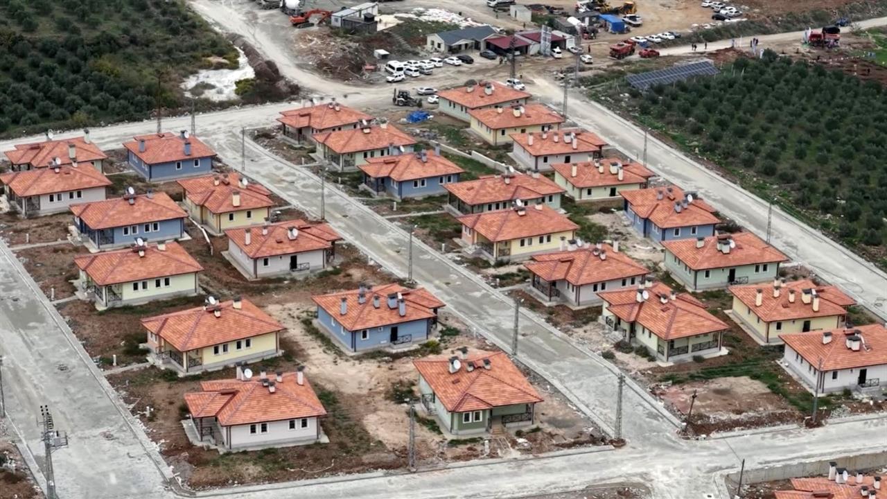 Osmaniye Düziçi'nde Depremzedelere 138 Konut Bir Ay İçinde Teslim Edilecek