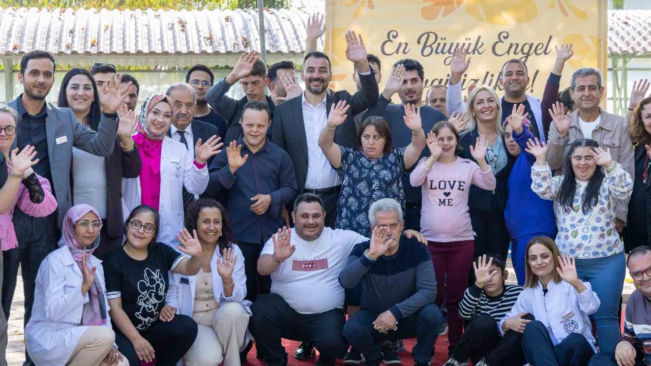 Manavgat'ta Engelsiz Yaşam Merkezi'ne Huzurevi Sakinleri Ziyaret Gerçekleştirdi