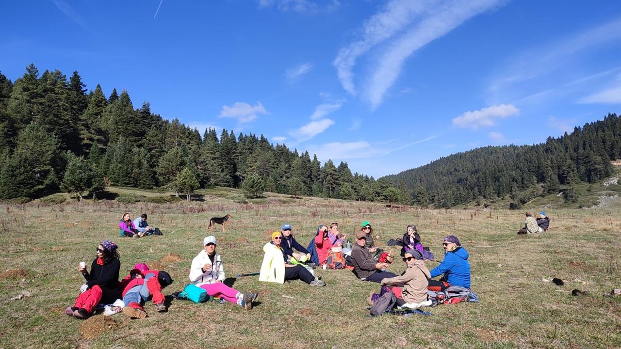 Bilecik Bozüyük'te Camiliyayla Köyünde 16 Kişilik Doğa Yürüyüşü Gerçekleştirildi