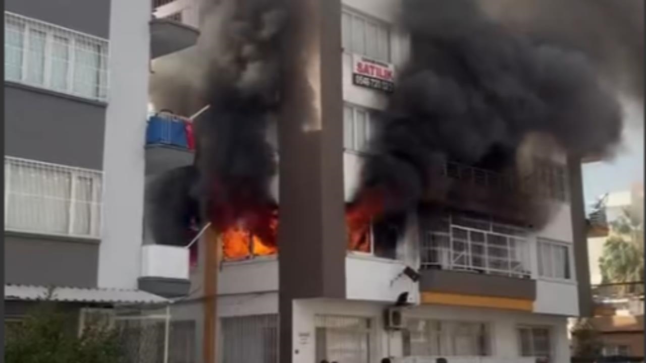 Yenişehir'de Apartman Dairesinde Yangın: Alevler Bir Anda Sardı