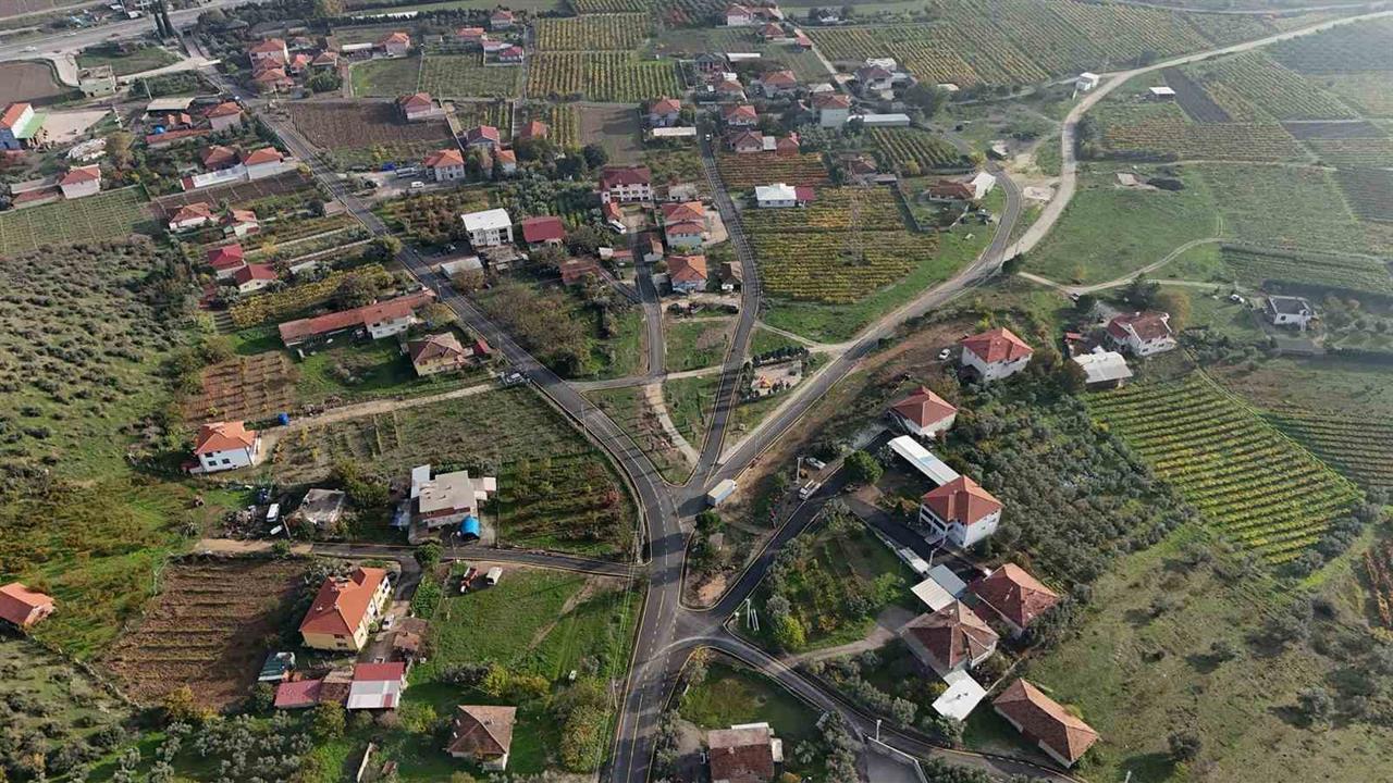 Pamukova'da Sıcak Asfalt Çalışmaları Başladı, Vatandaşlar Memnun