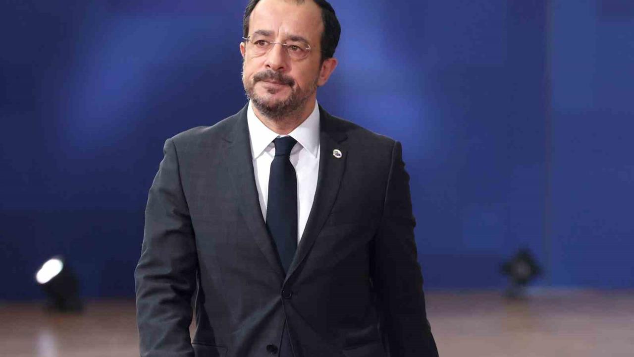 Güney Kıbrıs Rum Yönetimi Lideri Christodoulides, Türkiye’nin AB toplantılarına davet edilmesini önerdi.