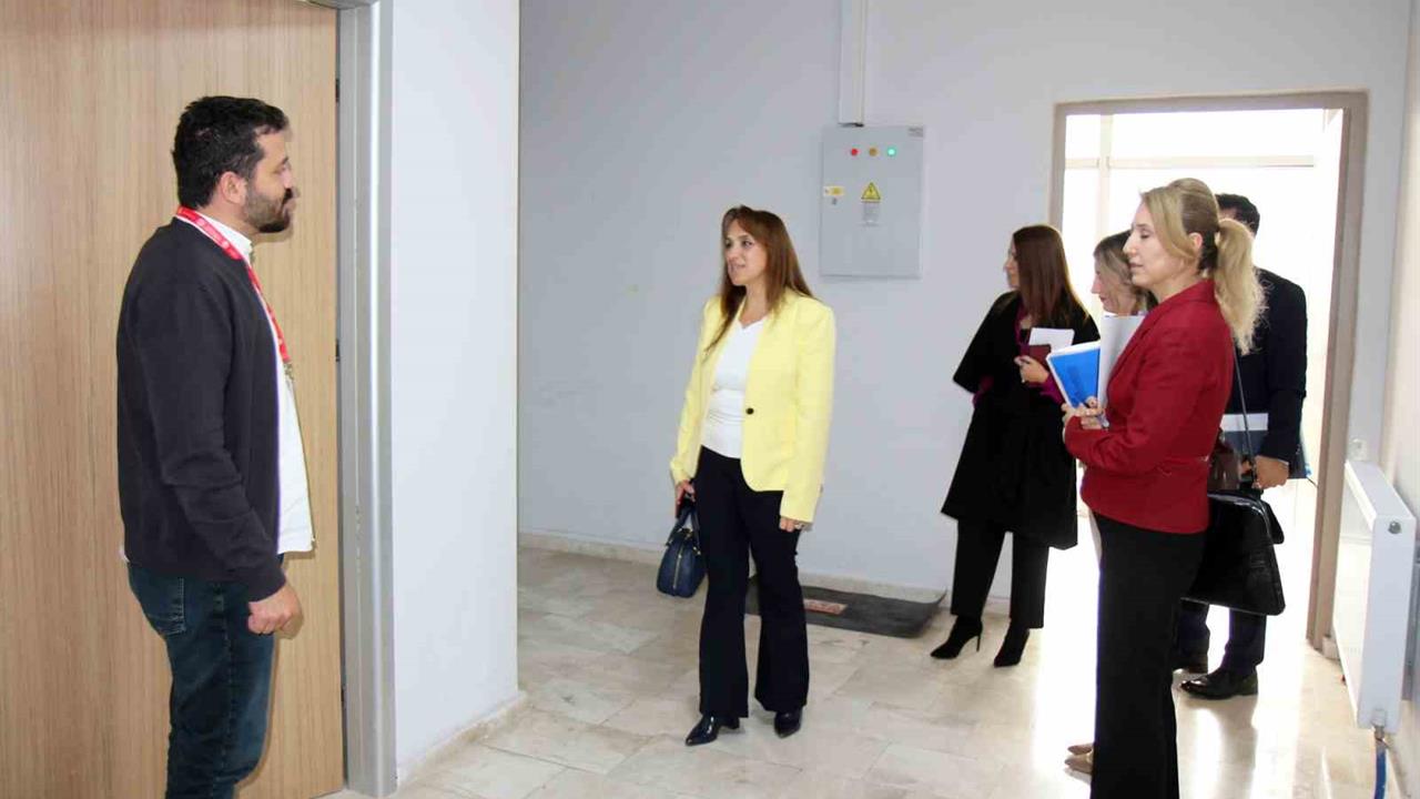 Denizli Buldan'da İki Yeni Sağlık Tesisi Yapılacak